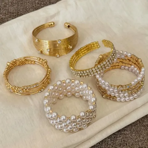 Vintage Premium Alloy Artificial Pearl Gold Cuff Bracelet For Women Luxury Layered Rhinestone Geometric Open Bangle Party Hand Jewelry Gift