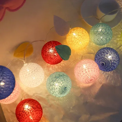 Guirnalda de Luces LED de Bolas de Algodón Funciona con Pilas Luces Blancas Cálidas para Dormitorio Fiesta Decoración