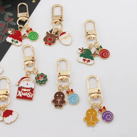 Weihnachtsserie Cartoon Schlüsselanhänger Zinklegierung Emaille Weihnachtsmann Baum Lebkuchenmann Taschenanhänger Kopfhörerhülle Schlüsselring Schmuck Für Weihnachtsgeschenk Dekoration