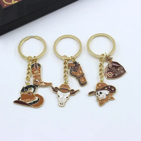 Amerikaanse Western Cowboy Schlüsselanhänger Legering Metaal Premiejager Hanger Pistool Hoed Schedel Poker Charms Auto Sleutelhanger Sieraden Cadeau