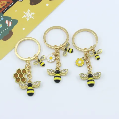 Bee Honeycomb Keychain Enamel Alloy Bee Hive Keyring Rhinestone Daisy Flower Bag Pendant Accessories Jewelry Gift For Women