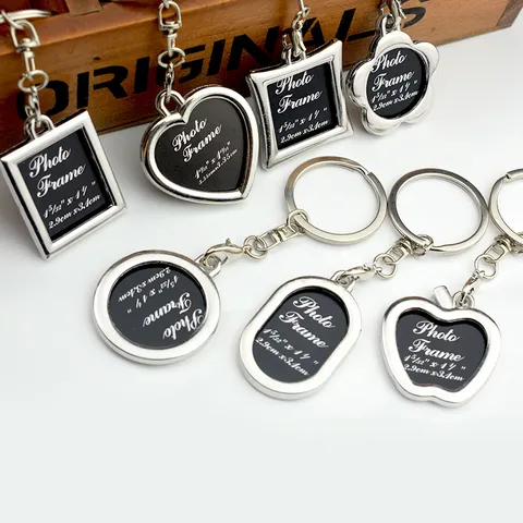 Metal Photo Frame Keychain Minimalist Zinc Alloy Heart Round Shape Key Chain Ring Car Bag Hanging Pendant Gift