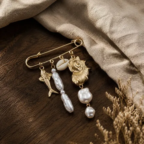 Broche en Alliage Doré Style Station Balnéaire Avec Pendentifs Étoile de Mer Coquillage Perle Artificielle Broche Épingle pour Femmes Bijoux