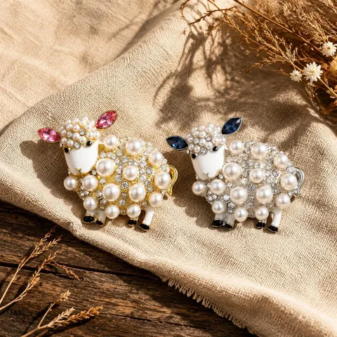 Cute Alloy Rhinestone Artificial Pearl Sheep Brooch For Women Animal Shape Lapel Pin Fashion Jewelry Dress Accessories Gift