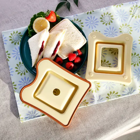 DIY Tekenfilm Panda Hart Sandwich Vorm Brood Toast Snijder Maker Plastic Keuken Bakken Tool Sandwich Pers Maker