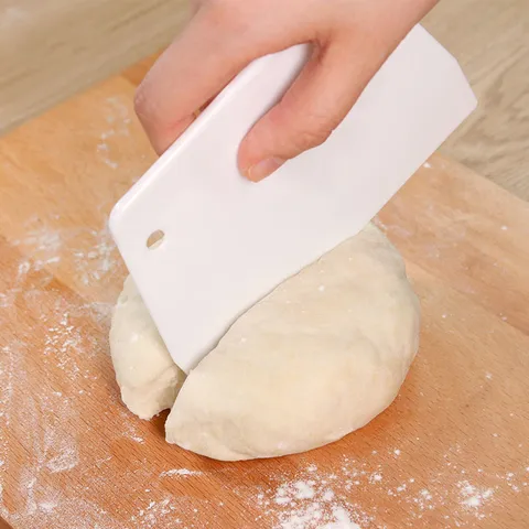 Kunststof Deegschraper Taartsnijder Bakgereedschap Flexibele Schraper Voor Keuken Brood Gebak Glanzen