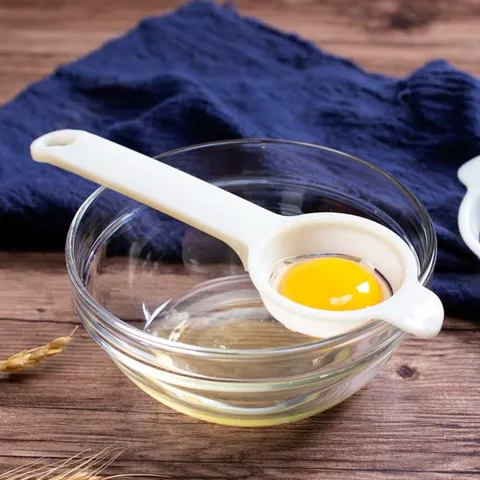 Long Handle Egg White Yolk Separator Plastic PP Kitchen Egg Filter Baking Tool Practical Food Separator Colander Gadget