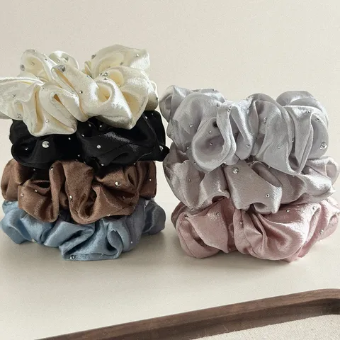 Strass Pleissiert Satin Scrunchies Elegant Einfarbig Haargummis Pferdeschwanz Halter Koreanischer Stil Mode Haarschmuck Für Damen