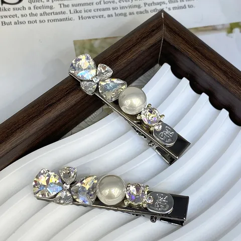 Korean Ins Alloy Artificial Crystal Rhinestone Hair Clip Sweet Artificial Pearl Bowknot Side Fringe Clip For Women Hair Accessories