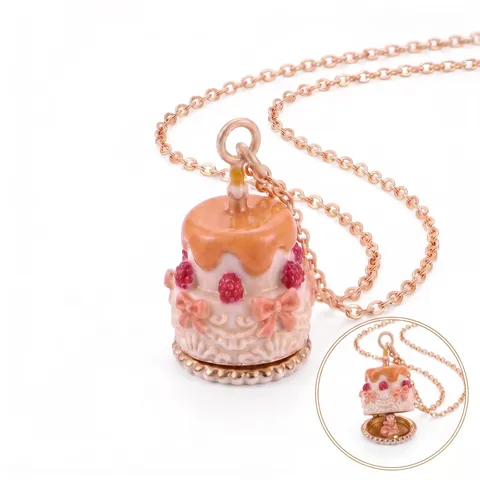 Collier Pendentif Médaillon Gâteau en Émail Créatif Ouvrable Fraise Nœud Bougie Anniversaire Noël Cadeau Bijoux pour Femmes
