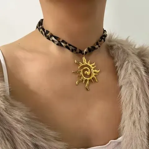 Leopardenmuster Samtkordel Halskette Titanstahl Vergoldet Seeschnecke Seestern Sonne Anhänger Retro Ozean Schmuck Für Damen Herren