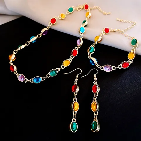 Vintage Luxurious Alloy Electroplated Oval Resin Geometric Multicolor Pendant Necklace Colorful Costume Jewelry Gift For Women