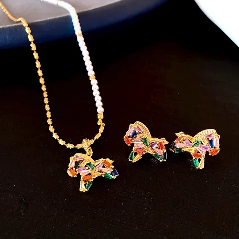 Luxury Copper Zirconia Horse Stud Earrings Silver Earring Post Colorful Gold Animal Pendant Necklace Set For Women Elegant Fine Jewelry