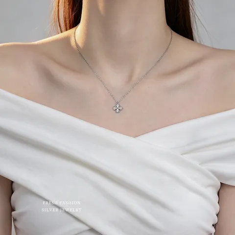 Chrome Hearts Stil 925 Sterlingsilber Klee Kreuz Anhänger Halskette Pavé Zirkonia Galvanisiert Choker Für Frauen Luxus Tägliche Schmuck Geschenk