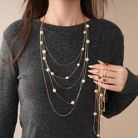 Vintage Multi Layer Layered Artificial Pearl Beaded Necklace For Women Luxury Round Beads Geometric Sweater Chain Long Clavicle Chain Costume Jewelry Necklace