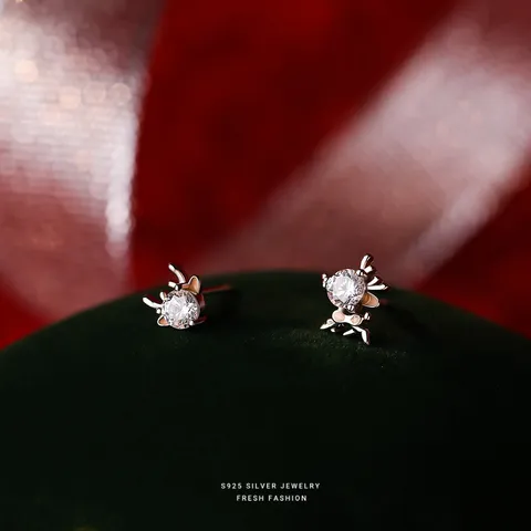 Orecchini a Bottone in Argento Sterling S925 a Forma di Corna di Renna per Donna Carini Orecchini a Lobo Asimmetrici in Zirconia Gioielli di Natale