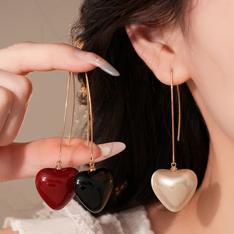 Boucles d'Oreilles Pendantes Cœur en Alliage et Perle Artificielle Vintage pour Femmes Boucles d'Oreilles Longues Élégantes Bijoux