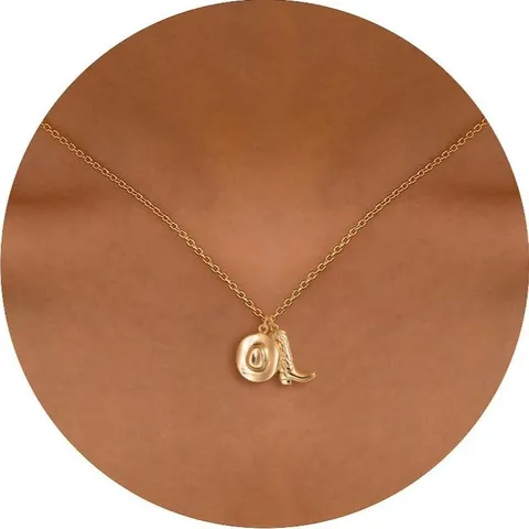 European American Gold Plated Copper Pendant Necklace For Women Elegant Heart Bow Sun Moon Shell Seahorse Rhinestone Artificial Pearl Jewelry