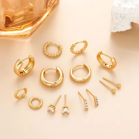 Fashion Gold Silver Hoop Earrings Set For Women Light Luxury Star Moon Heart Rhinestone Stud Earrings Versatile Jewelry Gift Accessory