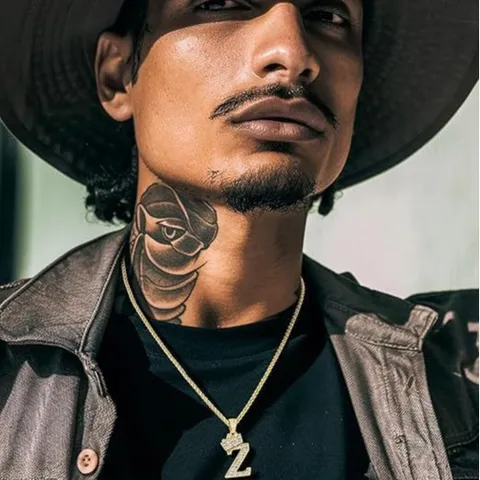 Collana con Pendente a Lettera Iniziale in Rame Placcato Oro Hip Hop per Uomo Catena a Clavicola con Corona Alfabeto Strass Gioielli