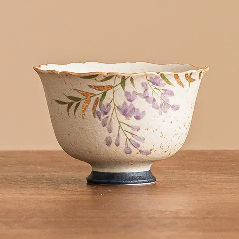Hand-Painted Wisteria Porcelain Teacup Gilded Ceramic Kung Fu Tea Master Cup Anti-Scalding Petal-Shaped Wine Cup Home Tea Set Tasting Tasting Cup