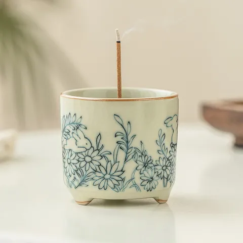 Ceramic Incense Burner Sunflower Bunny Design Cute Desktop Ornament Tea Set Accessory Home Decor Aromatherapy Holder
