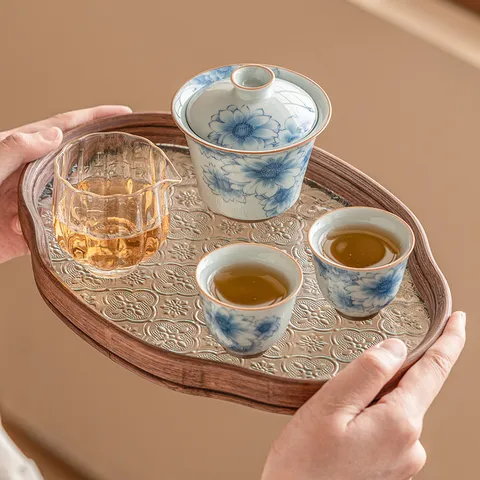 Blue and White Porcelain Kung Fu Tea Set Sunflower Pattern Gaiwan Cup with Glass Tray