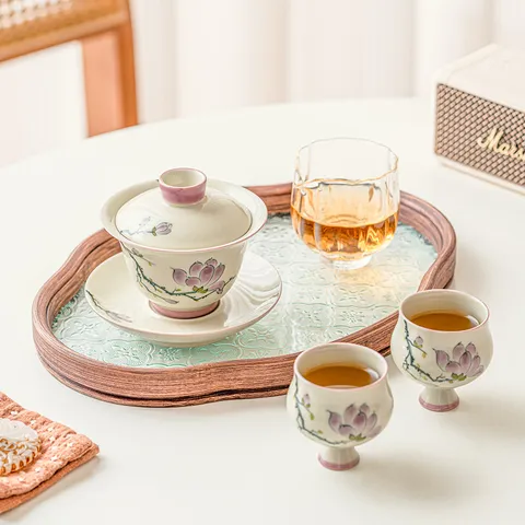 Hand Painted Ceramic Kung Fu Tea Set Chinese Gaiwan Tea Cup Set With Fair Cup And Tray For Afternoon Tea