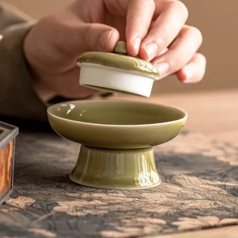 Yaozhou Kiln Style Ceramic High-Foot Lid Rest Celadon Green Tea Kettle Cover Holder Vintage Kung Fu Tea Set Accessories Snack Plate