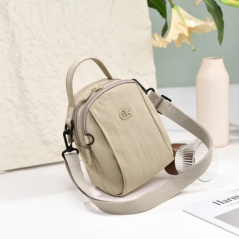 Women's Casual Nylon Crossbody Bag Lightweight Multi-Pocket Shoulder Bag Simple Trendy Small Square Handbag Daily Commute