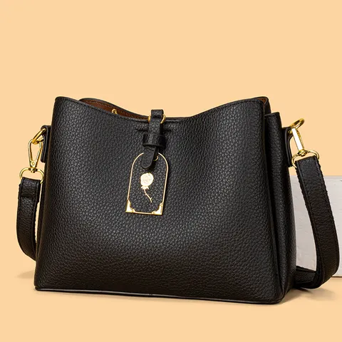 Women's Casual PU Leather Shoulder Bag Large Capacity Commuter Underarm Bag Solid Color Daily Tote Bag