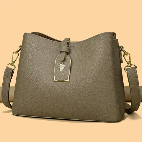 Women's Casual PU Leather Shoulder Bag Large Capacity Commuter Underarm Bag Solid Color Daily Tote Bag