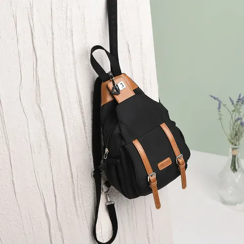 Sac à Dos Multifonctionnel Casual en Tissu Oxford Grande Capacité Voyage Daypack Élégant Sac de Poitrine Double Usage pour Femmes