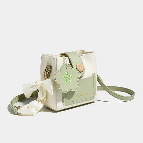 Sac Bandoulière Design Niche Color Block Mode Femme Sac Seau en Velours Côtelé Polyvalent Coréen Sac à Épaule Unique Haut de Gamme