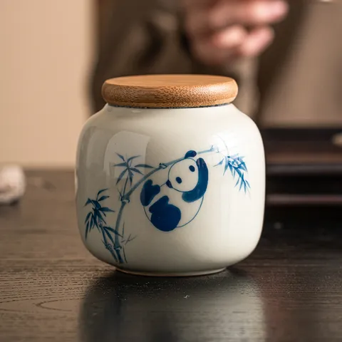 Boîte à Thé en Céramique Panda Peinte à la Main Petit Pot de Stockage Hermétique Portable Avec Couvercle en Bois Mini Conteneur Alimentaire Décoration de Cuisine