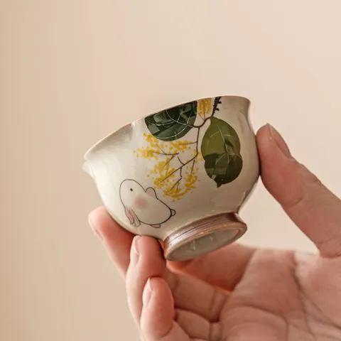 Hand Painted Moon Rabbit Ceramic Tea Cup Straw Ash Porcelain Flower Bud Shaped Gongfu Tea Cup Master Cup Home Decor