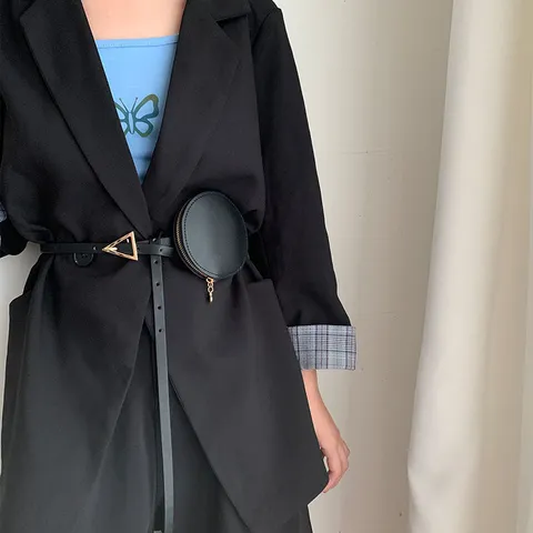 Cintura in Pelle Sintetica Moda Donna Con Fibbia Metallica a Triangolo E Borsetta Rotonda Accessorio Casual