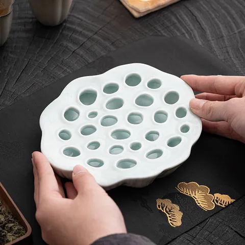 Lotus Seedpod Ceramic Teapot Stand Water Storage Base Chinese Zen Style Kung Fu Tea Tray Heat Insulated Tea Accessories