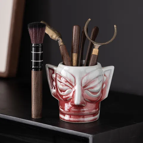 Vintage Ceramic Kung Fu Tea Ceremony Set Sanxingdui Mask Relief Crackle Glaze Tea Utensils Accessories Holder For Home Decor Gift