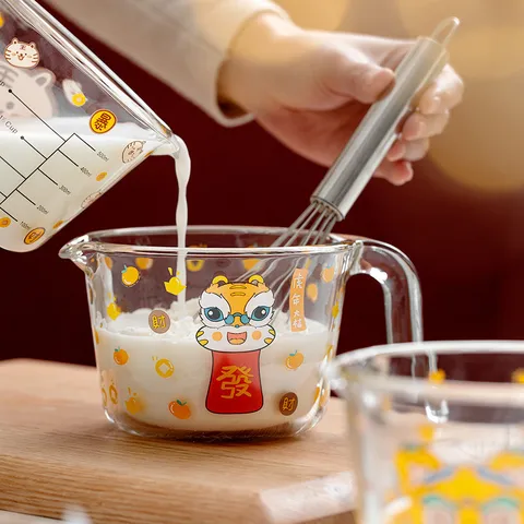 Cartoon Tiger Borosilicate Glass Measuring Cup Heat Resistant Graduated Scale Glass Mug With Handle Pour Spout Milk Egg Cup For Kitchen Home