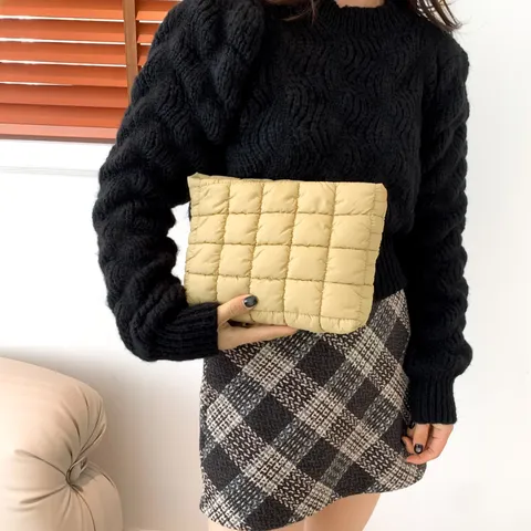 Women Fashion Quilted Clutch Bag Soft Nylon Puffer Underarm Bag Casual Pleated Envelope Cosmetic Bag Handbag