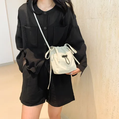 Minimalist Solid Color Nylon Bucket Bag For Women Fashion Casual Crossbody Bag Drawstring Shoulder Bag Daily Handbag