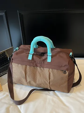 Grand Sac de Voyage Courte Voyage Hommes Mode Portable Imperméable Séparation Sec Humide Sport Sac de Gym Femmes
