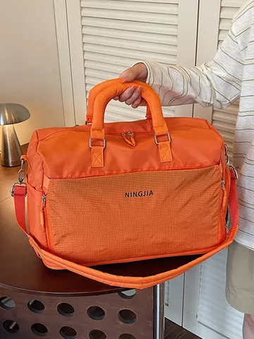 Large Capacity Travel Duffel Bag Waterproof Fabric Short Trip Luggage Bag Wet Dry Separation Gym Bag For Women Men