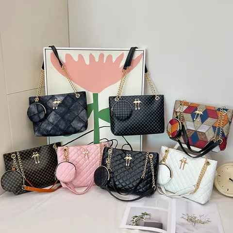 Koreanischen Stil Minimalistisch PU Leder Gesteppt Rautenmuster Tote Umhängetasche Zweiteiliges Set Mit Metallkette Tieranhänger Für Damen