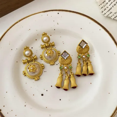 Französischer Vintage Legierung Strass Künstliche Perle Quaste Ohrringe Elegante Schleife Tropfenohrringe Für Frauen Palast Stil Schmuck