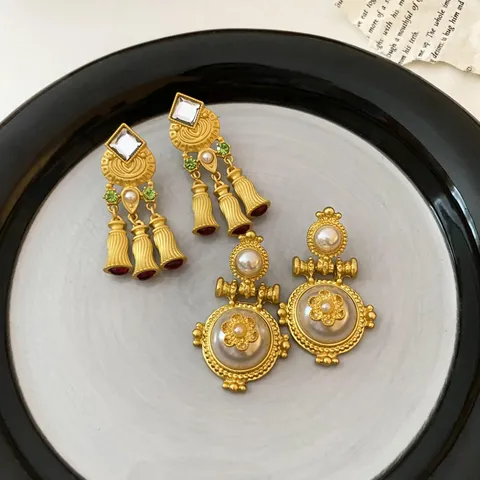 Französischer Vintage Legierung Strass Künstliche Perle Quaste Ohrringe Elegante Schleife Tropfenohrringe Für Frauen Palast Stil Schmuck