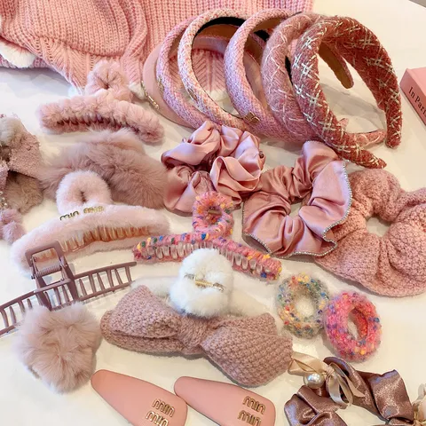 Sweet Knitted Fabric Hair Accessories Elegant Geometric Lines Rhinestone Embellishment Plush Feather Hair Clips Scrunchies Claw Clip Set For Women Daily Decoration