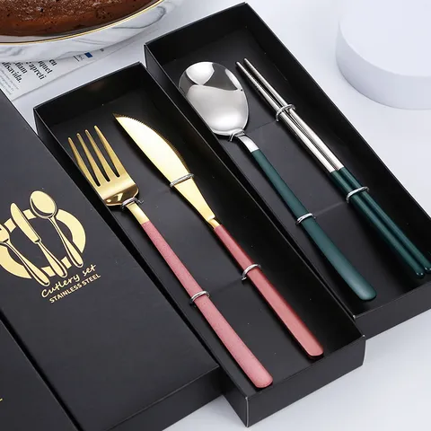 Ensemble de Couverts en Acier Inoxydable 304 Avec Boîte Cadeau Style Coréen Cuillère Baguettes Couteau Fourchette Ensemble Vaisselle Poli Miroir pour Mariage Banquet Maison Cadeau