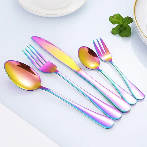 Set di Posate in Acciaio Inossidabile Lucidato a Specchio Placcato in Titanio Oro Set di Stoviglie per Matrimonio Banchetto Casa Coltello Forchetta Cucchiaio